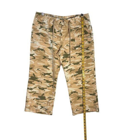 Camo Print Womens Cropped Pants Size 12 By Cato With Drawstring Waist & Pockets - Picture 5 of 10